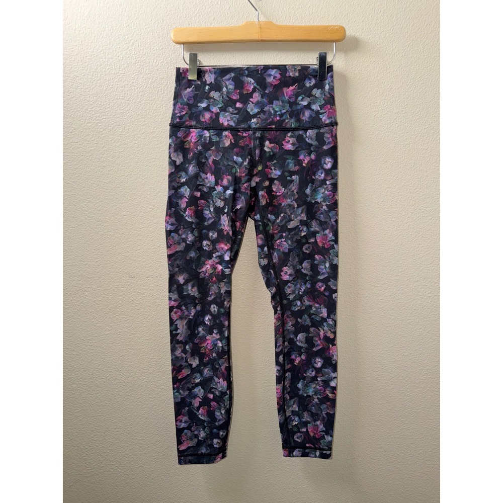 Women's Lululemon Align Leggings Size 6